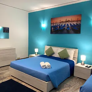 venice-popular-residence.hotelslidodijesolo.com/